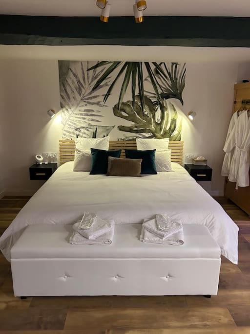 L'Etreinte, Gite De Charme Avec Jacuzzi Interieur Et Sauna Guéméné-sur-Scorff Esterno foto