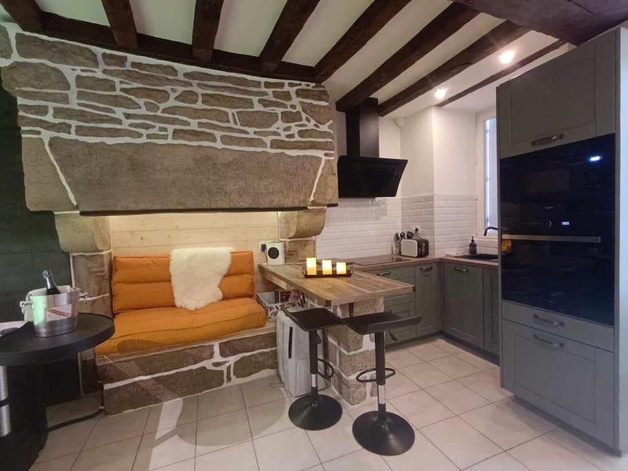 L'Etreinte, Gite De Charme Avec Jacuzzi Interieur Et Sauna Guéméné-sur-Scorff Esterno foto