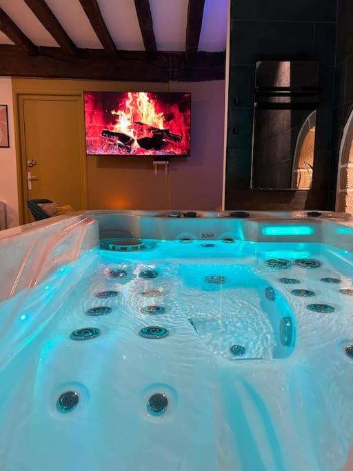 L'Etreinte, Gite De Charme Avec Jacuzzi Interieur Et Sauna Guéméné-sur-Scorff Esterno foto